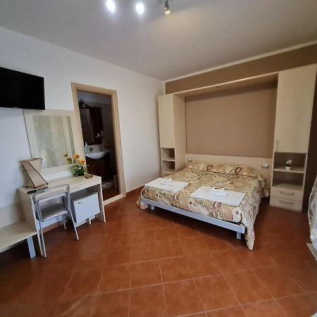 Il Nido Delle Rondini Bed & Breakfast Grottole Exterior photo