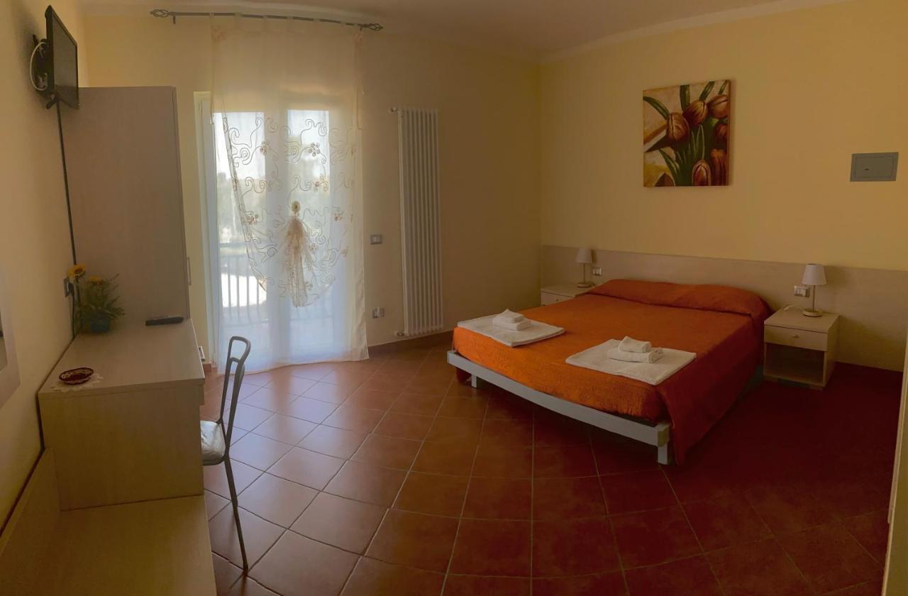 Il Nido Delle Rondini Bed & Breakfast Grottole Exterior photo