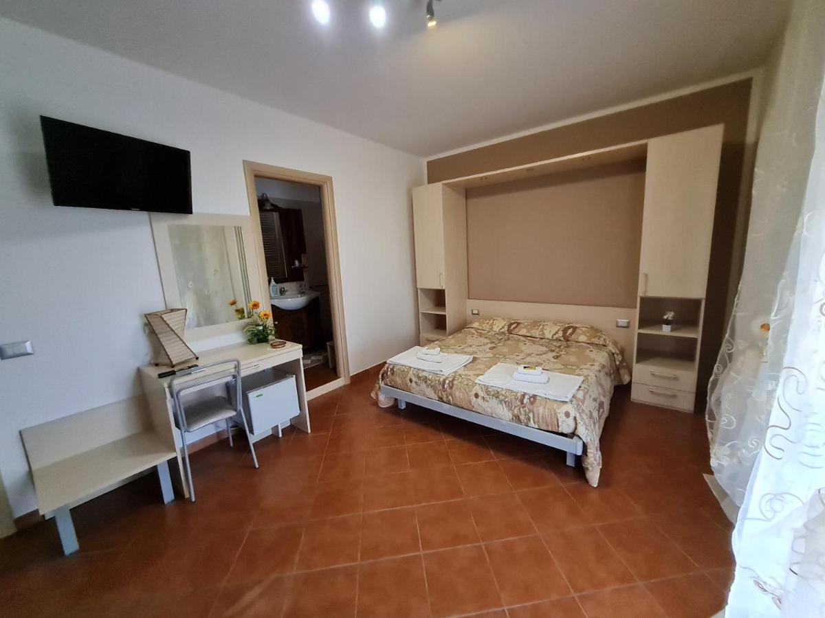 Il Nido Delle Rondini Bed & Breakfast Grottole Exterior photo