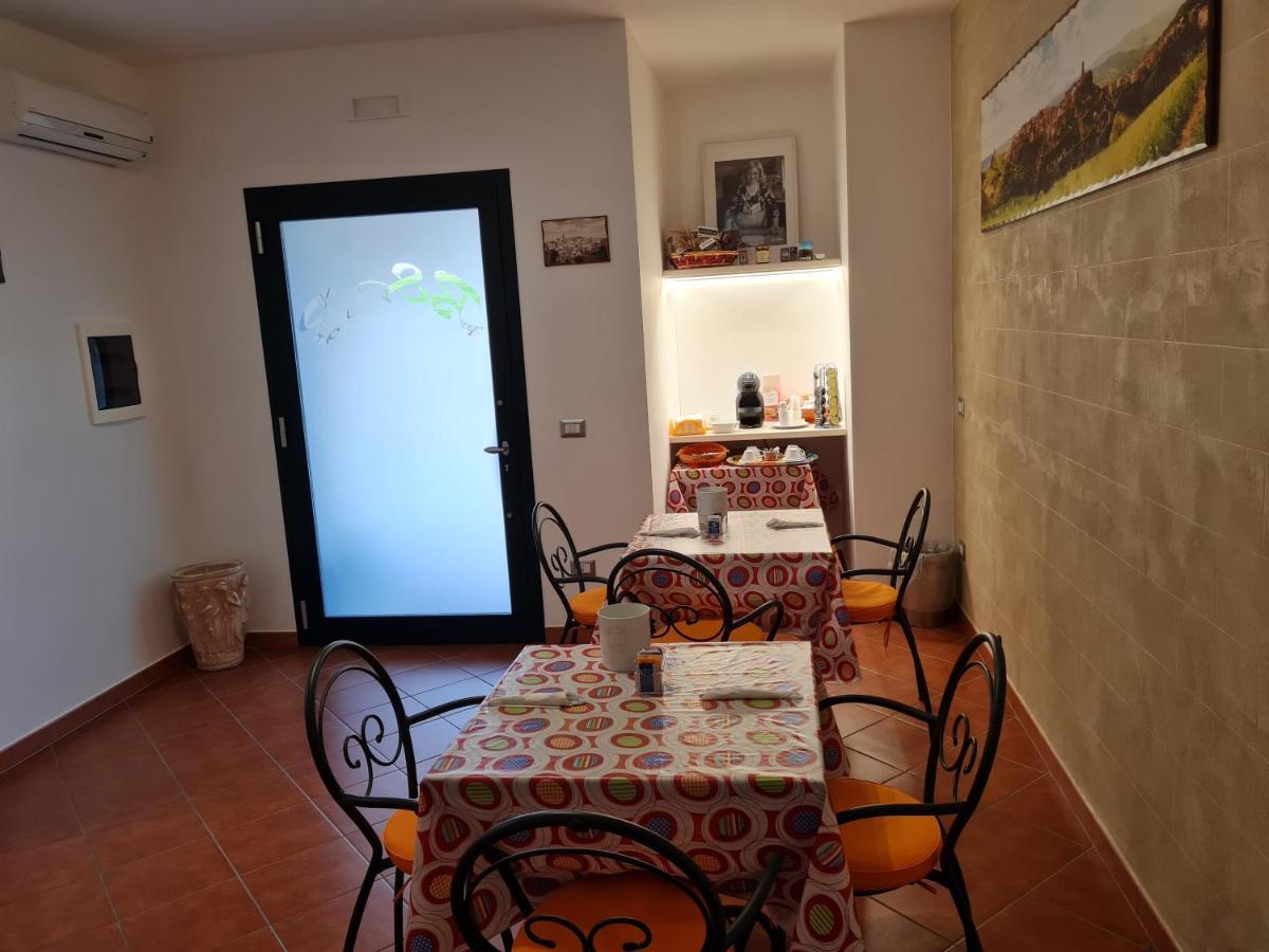 Il Nido Delle Rondini Bed & Breakfast Grottole Exterior photo
